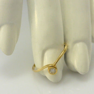 Vintage Damenring mit 0.10 ct. Zirkonia / 333er 8 Karat Gold 56 17,8 mm Ø *