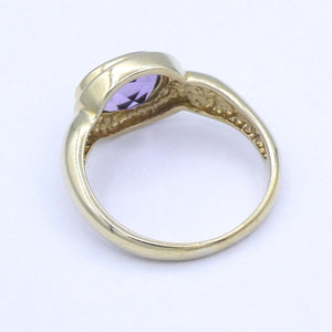 Vintage Damenring mit Amethyst / 333er 8 Karat Gelbgold - 56 17,8 mm Ø