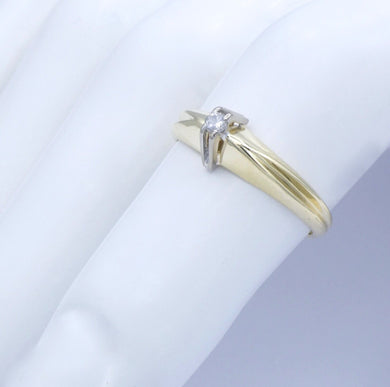 Damenring 585er - 14 Karat Gelbgold mit Brilliant ca. 0.05 ct. / 51 16,2 mm Ø