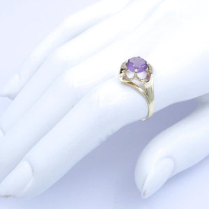 Vintage Damenring mit Amethyst / 333er 8 Karat Gelbgold 61 19,4 mm Ø *