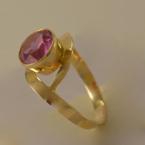 Vintage Damenring mit Turmalin 2.0 ct. 583er 14 Karat Gold-56 17,8 mm Ø *