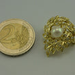 Laden Sie das Bild in den Galerie-Viewer, Vintage Brosche mit 0.48 ct. Brillanten &amp; Perle / 585er - 14 Karat Gold
