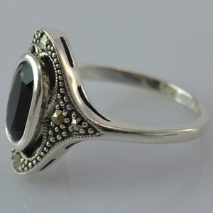 Unisex Ring Onyx mit Markasiten / 925 Silber