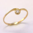 Laden Sie das Bild in den Galerie-Viewer, Vintage Damenring mit 0.10 ct. Zirkonia / 333er 8 Karat Gold 56 17,8 mm Ø *
