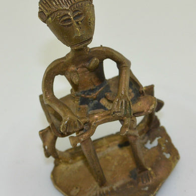 Afrikanische Kunst - Dekorative Bronzefigur / Handarbeit