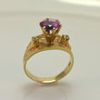 Laden Sie das Bild in den Galerie-Viewer, Vintage Damenring mit Amethyst &amp; Zirkonia/ 375er 9 Karat Gold 62 19,7 mm Ø *
