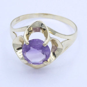 Vintage Damenring mit Amethyst / 333er 8 Karat Gelbgold 61 19,4 mm Ø *