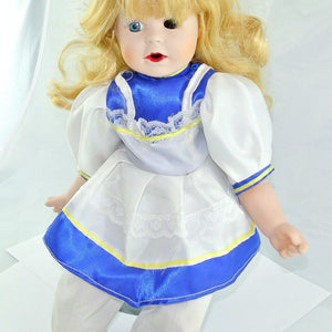 Puppe mit weis blauem Kleid / Porzellankopf & Stoffkörper / ca. 36 cm