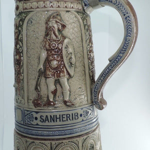 Bierkrug mit Zinndeckel / 2 Liter / Saul Holofernes