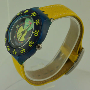 Swatch - Armbanduhr / mit gelben Lederarmband / Quarz