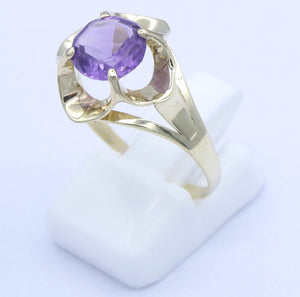 Vintage Damenring mit Amethyst / 333er 8 Karat Gelbgold 61 19,4 mm Ø *