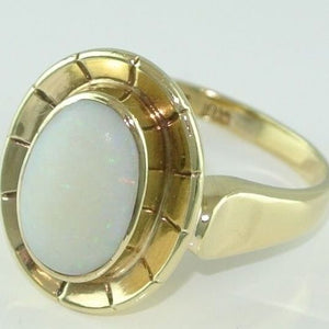 Vintage Damen-Ring mit Opal / 333er - 8 Karat Gold / Gr. 52 16,5 mm Ø