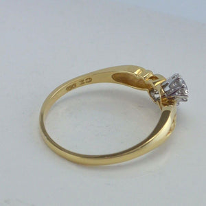 Damen Ring mit Zirkonia / 585er - 14 Karat Gelbgold / Gr. 62 19,7 mm Ø *