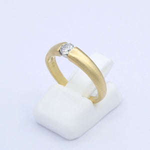 Damenring 750er -18 K Gelbgold-Matt mit Brilliant ca. 0.20 ct. / 52 16,5 mm Ø