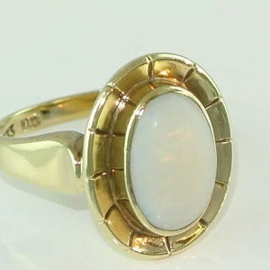 Vintage Damen-Ring mit Opal / 333er - 8 Karat Gold / Gr. 52 16,5 mm Ø