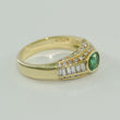 Laden Sie das Bild in den Galerie-Viewer, Wempe Damenring mit Smaragd 0.63ct &amp; Diamanten 0.78ct / 750er Gold 18 Karat *
