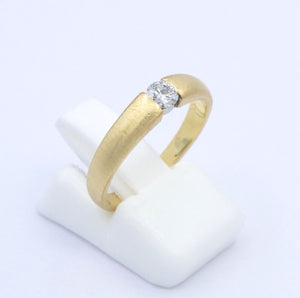 Damenring 750er -18 K Gelbgold-Matt mit Brilliant ca. 0.20 ct. / 52 16,5 mm Ø