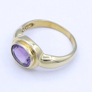 Vintage Damenring mit Amethyst / 333er 8 Karat Gelbgold - 56 17,8 mm Ø