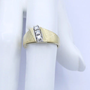 Damenring 585er - 14 Karat Gelbgold mit Diamanten ca. 0.30 ct. / 55 17,5 mm Ø