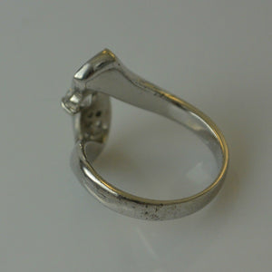 geschwungener Ring - mit Zirkonia / 925er Silber