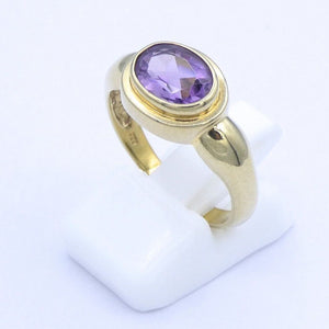 Vintage Damenring mit Amethyst / 333er 8 Karat Gelbgold - 56 17,8 mm Ø