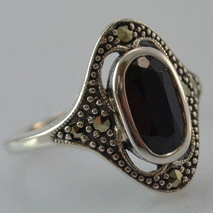 Unisex Ring Onyx mit Markasiten / 925 Silber