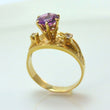 Laden Sie das Bild in den Galerie-Viewer, Vintage Damenring mit Amethyst &amp; Zirkonia/ 375er 9 Karat Gold 62 19,7 mm Ø *
